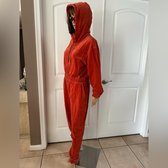 UGG W DELORES LOUNGE JUMPSUIT - Picture 11 of 17